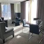 Adelaide Dress Circle Apartments - North Terrace